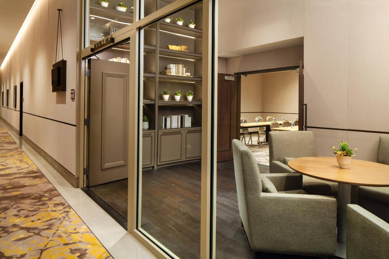 Sheraton Los Angeles Сан-Габриэль Экстерьер фото