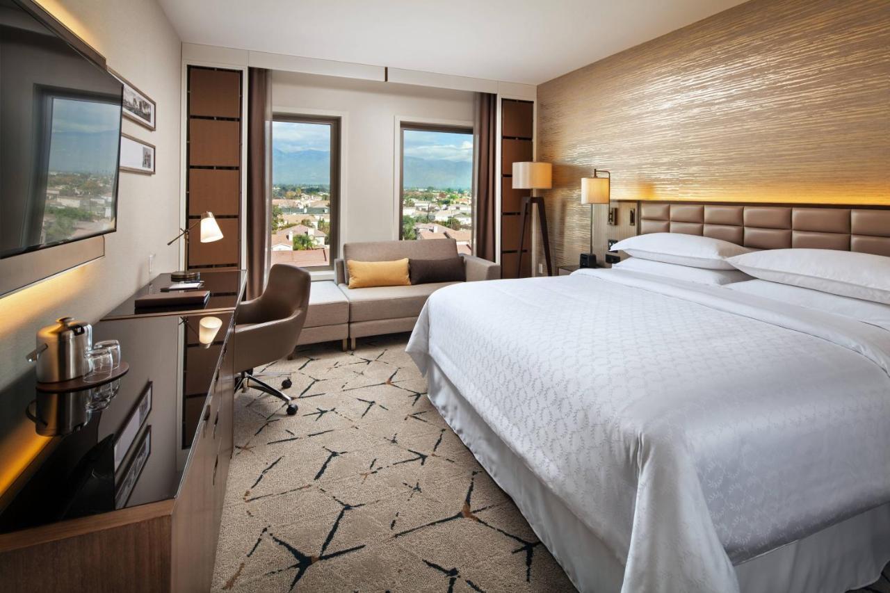 Sheraton Los Angeles Сан-Габриэль Экстерьер фото
