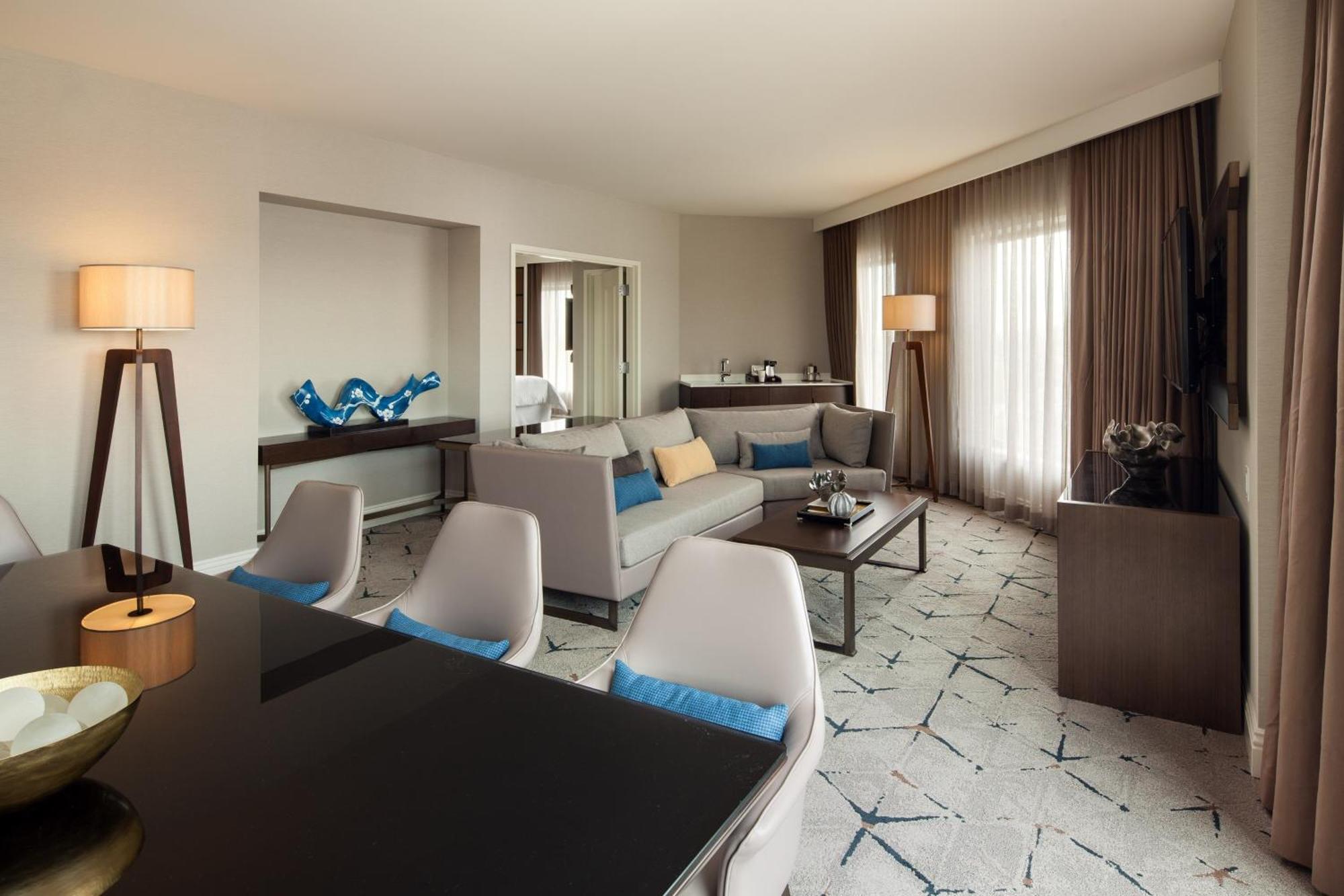 Sheraton Los Angeles Сан-Габриэль Экстерьер фото